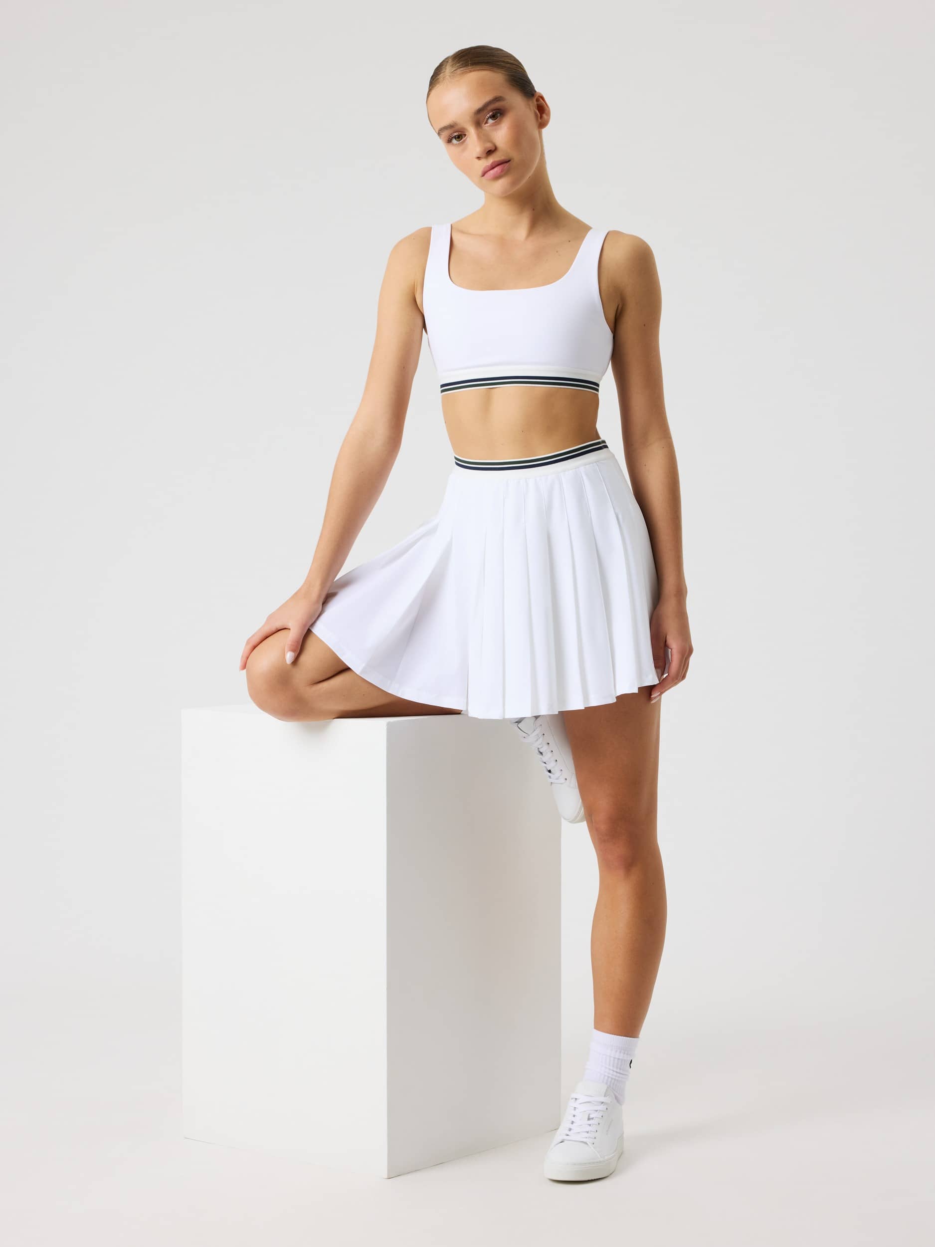 Ace Pleated Skirt - Women - Brilliant White | Björn Borg