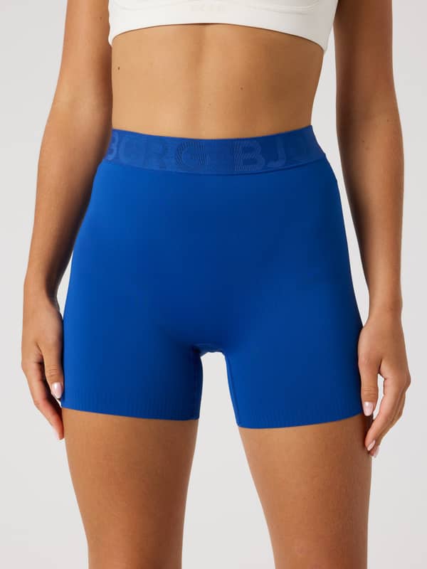 Borg Short Tights i Monaco Blue (Blå) set forfra med brandet talje, perfekt til tennis og træning.