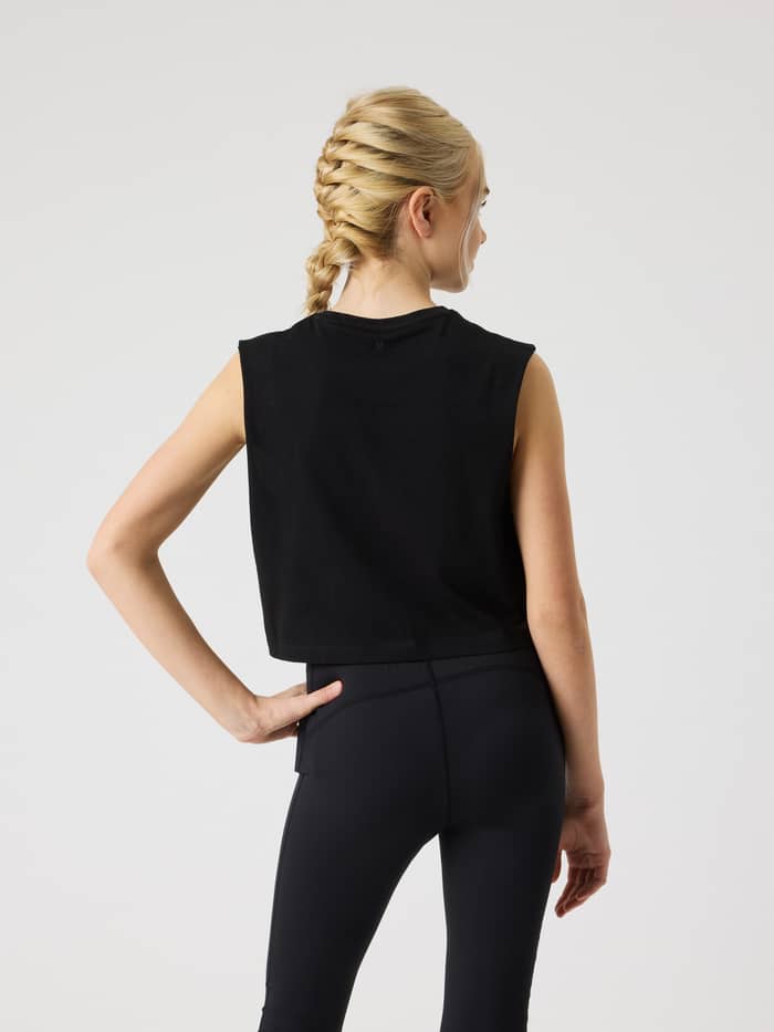 Back view of the Borg Cropped Tank Top in Black Beauty (Black), a loose-fit kids' training top with raw-edge armholes. - Image 3