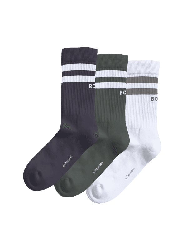 Classic Crew Socks 3-pack in white, green and grey featuring striped ribbed cuffs and the BORG logo.