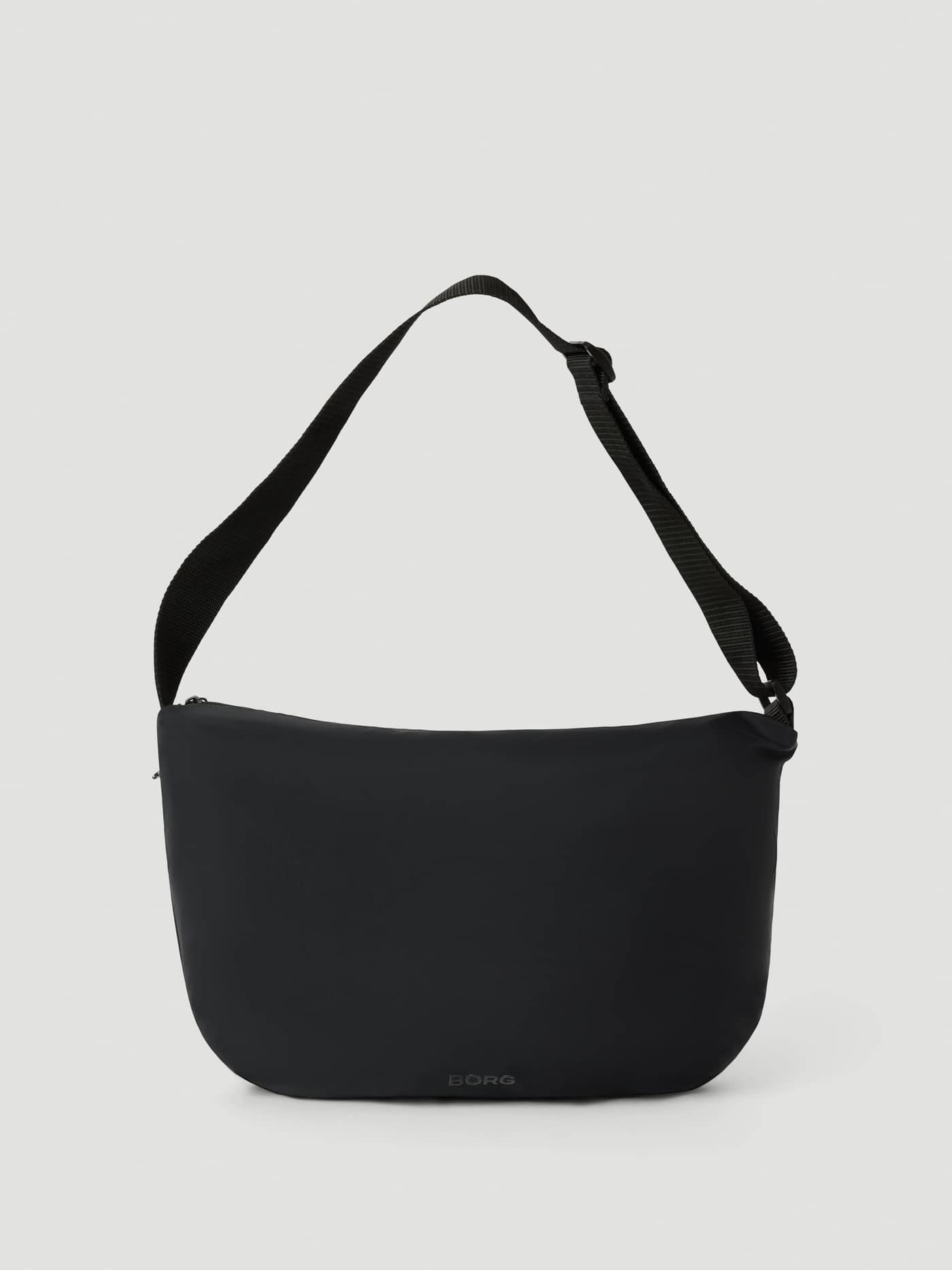 Vista frontal de la Studio Active Shoulder Bag 9L en Black Beauty (Negro) con logotipo tonal para entrenamiento. - Image 1