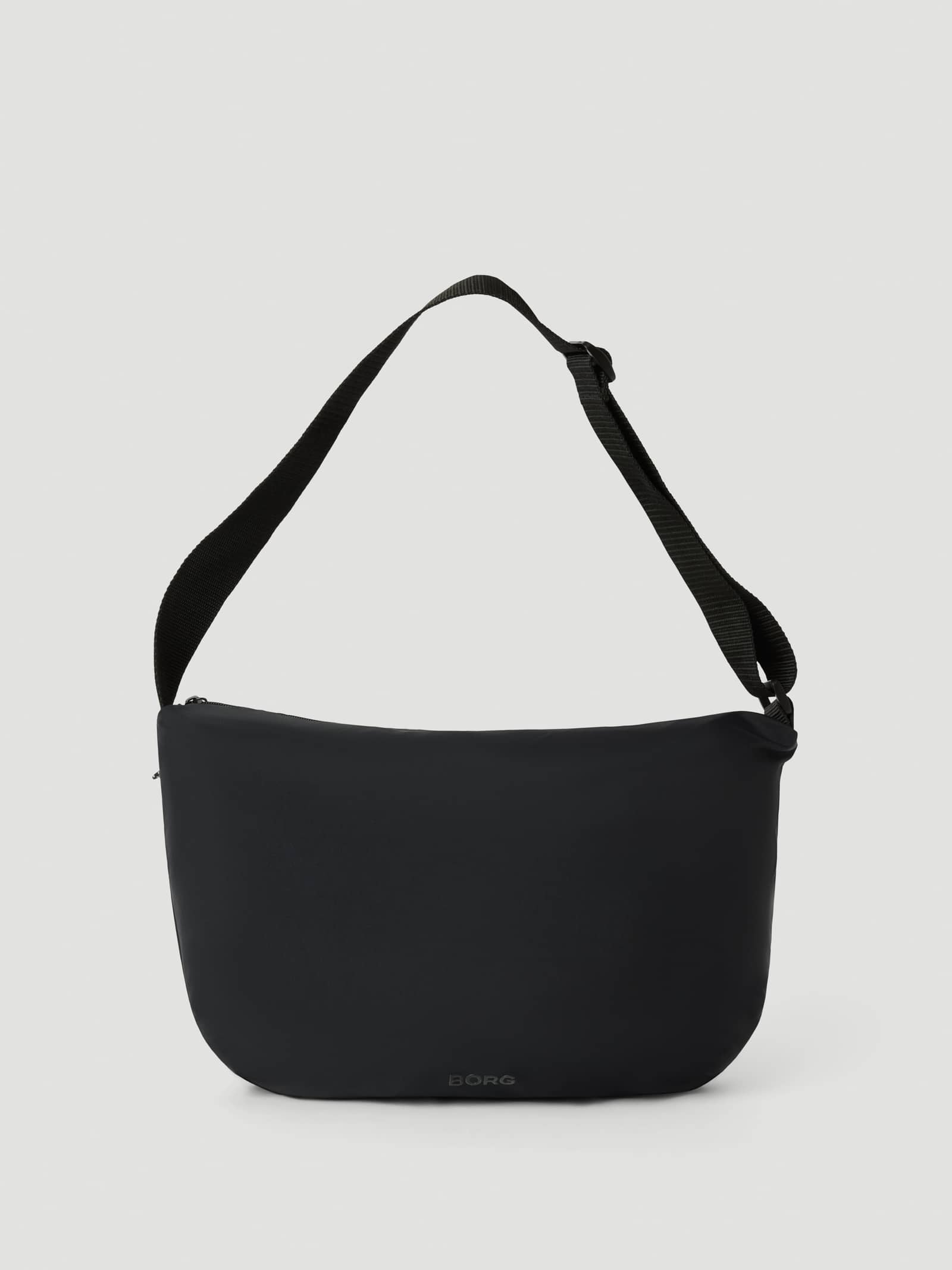 Vista frontal de la Studio Active Shoulder Bag 9L en Black Beauty (Negro) con logotipo tonal para entrenamiento. - Image 1