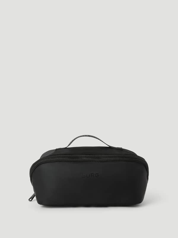 Borg Classic Wash Bag i Black Beauty (Svart), en necessär i återvunnen polyester med svart logotyp för träning.