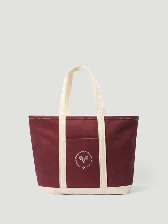 Ace Canvas Tote 27L i Cabernet (Rød) i slidstærk bomuldscanvas med off-white håndtag og hvidt tennislogo. - Image 2
