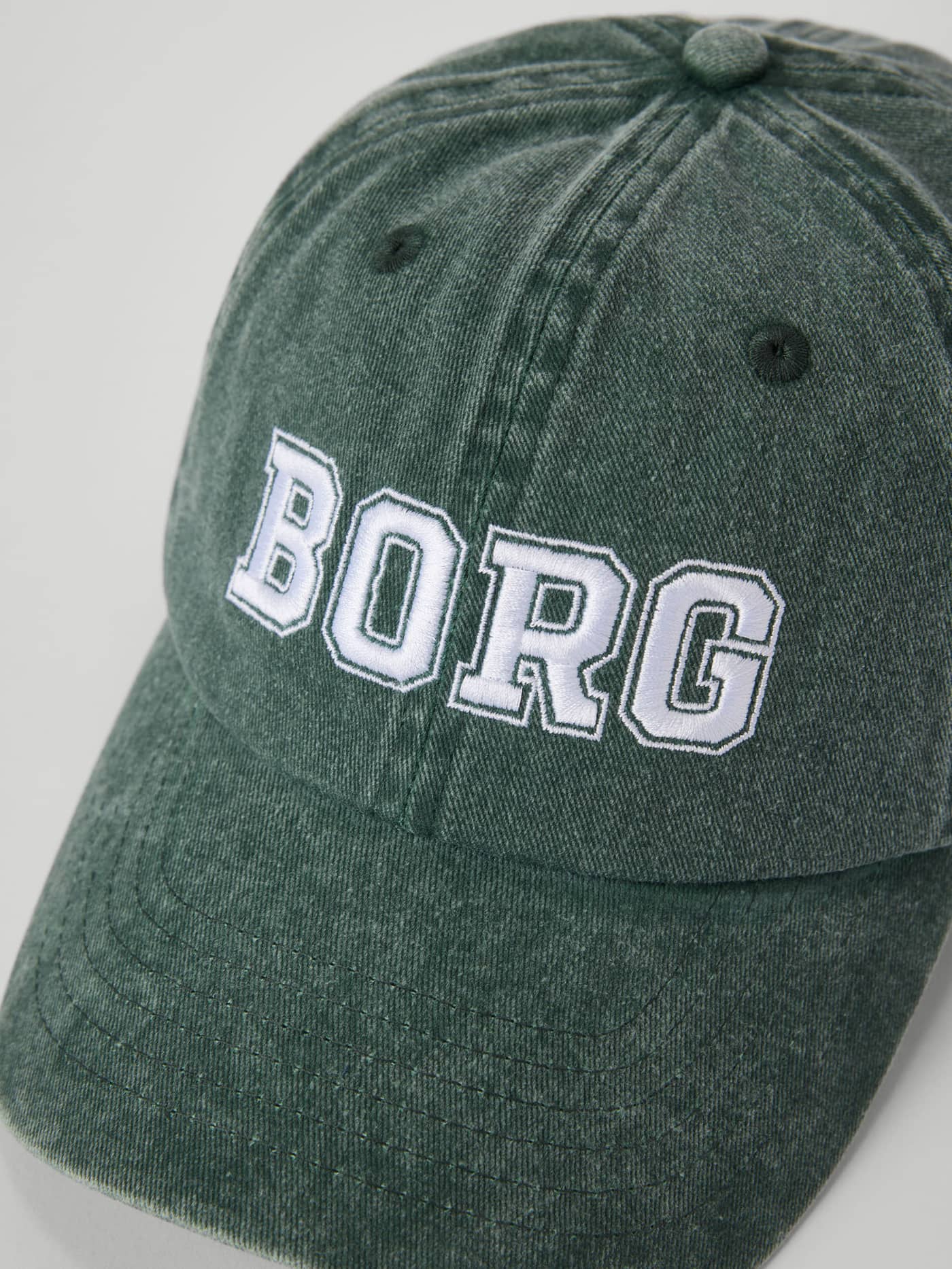 Detailed close-up of the Mallard Green (Green) Borg Washed Bold Logo Cap, with bold embroidery and washed organic cotton. - Image 3