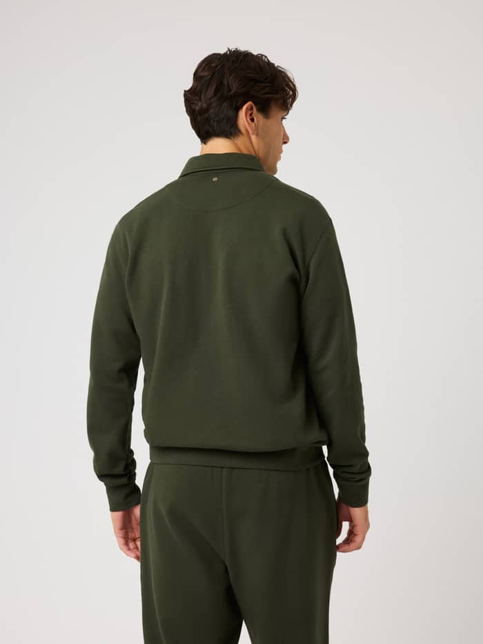 Back view of the tennis-inspired Borg Classic Polo Sweatshirt in Rosin (Green), ideal for light training. - Image 2