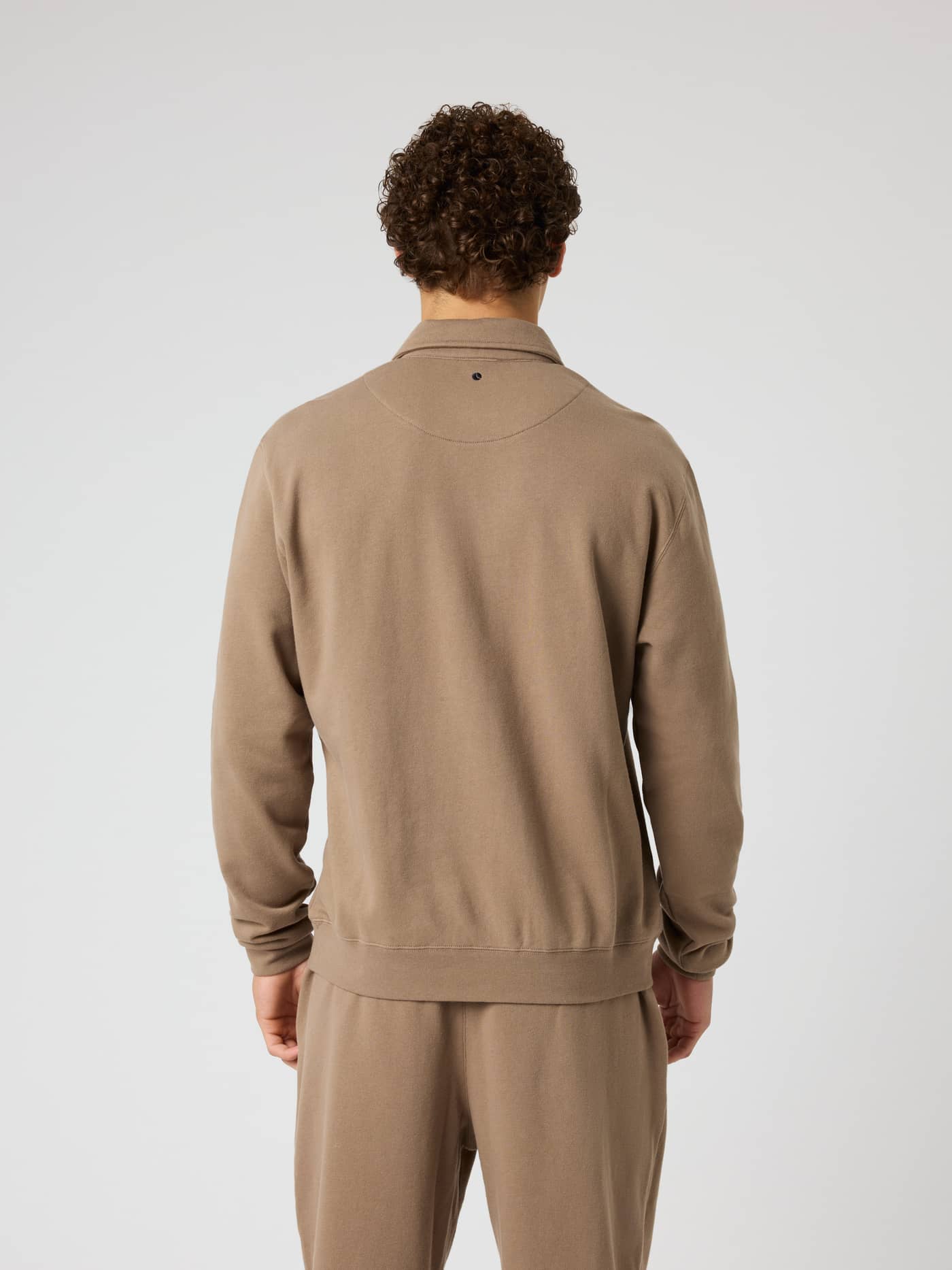 Rear view of the Borg Classic Polo Sweatshirt in Caribou (Brown) in French terry with a black logo for tennis and training. - Image 2