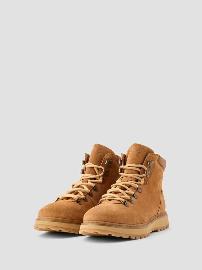 Men's Summit Boots i brun ruskind med et robust outdoor-design, vandresnørebånd og en slidstærk gummisål. - Image 2