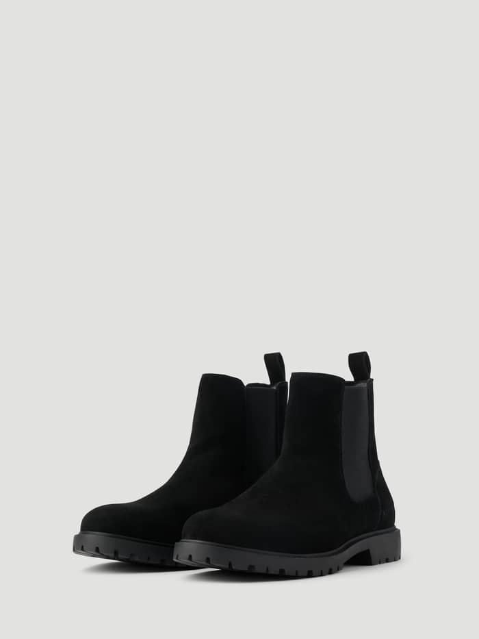 Men's Chelsea Suede Boots i Sort med en førsteklasses ruskindsfinish og elastiske sidepaneler for en klassisk pasform. - Image 2