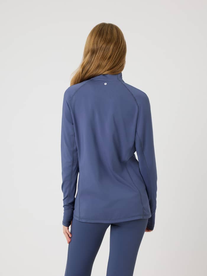 Borg Full Zip Midlayer til kids i Nightshadow Blue (Blå) set bagfra med hvidt logo til træning. - Image 2