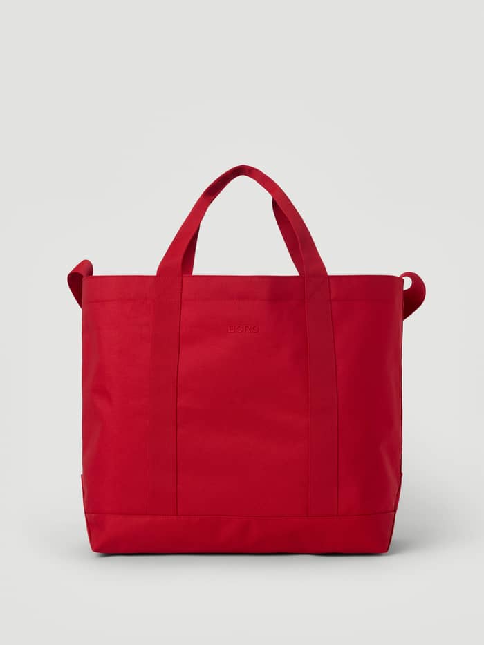 Borg Day To Day Tote L - 20L in Samba (Red) features a spacious design for training gear and daily essentials.