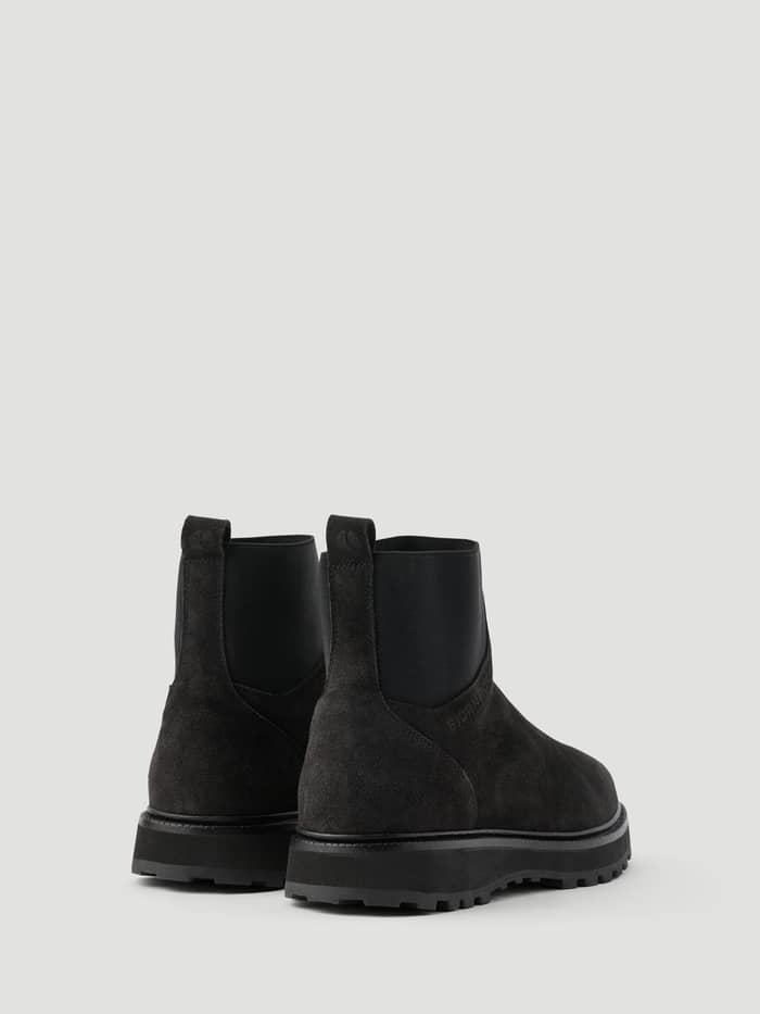 Women's Summit Chelsea Boots i Sort set bagfra med premium læderfinish og en slidstærk chunky sål. - Image 3