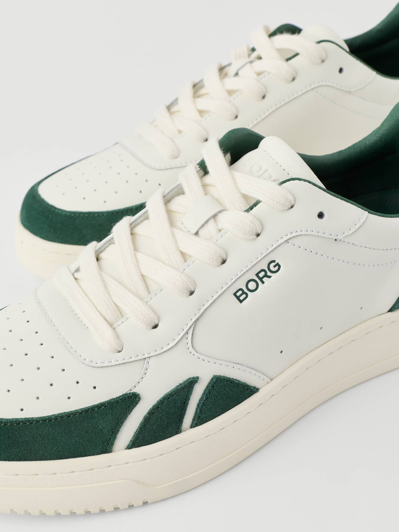Men's Victory Leather Sneakers in White and Green with tennis-inspired leather and suede plus a green BORG logo. - Image 4