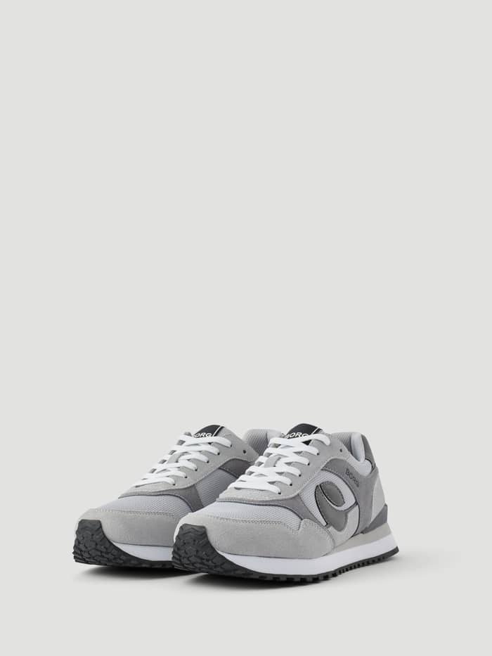 Men's Pulse Sneakers in Grijs met premium suède panelen, technische mesh en een zwart logo voor een moderne running-stijl. - Image 2
