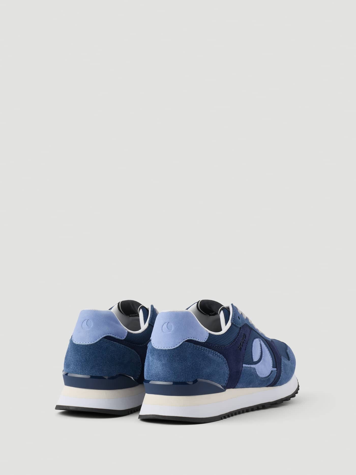 Back view of Men's Pulse Sneakers in Navy, featuring technical suede overlays and mesh for running. - Image 3