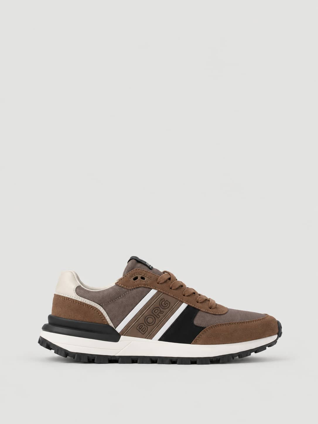 Side view of the Men's Pace Nu Sneakers in cognac and black with running-inspired details and visible logo branding. - Image 1
