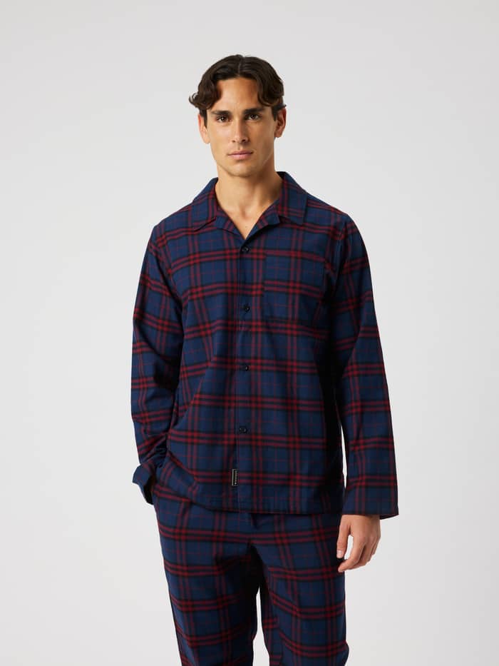 Front view of the Core Flannel Pyjama Set 2-pack in Tri Tartan 2 with a checked pattern and brushed flannel fabric.