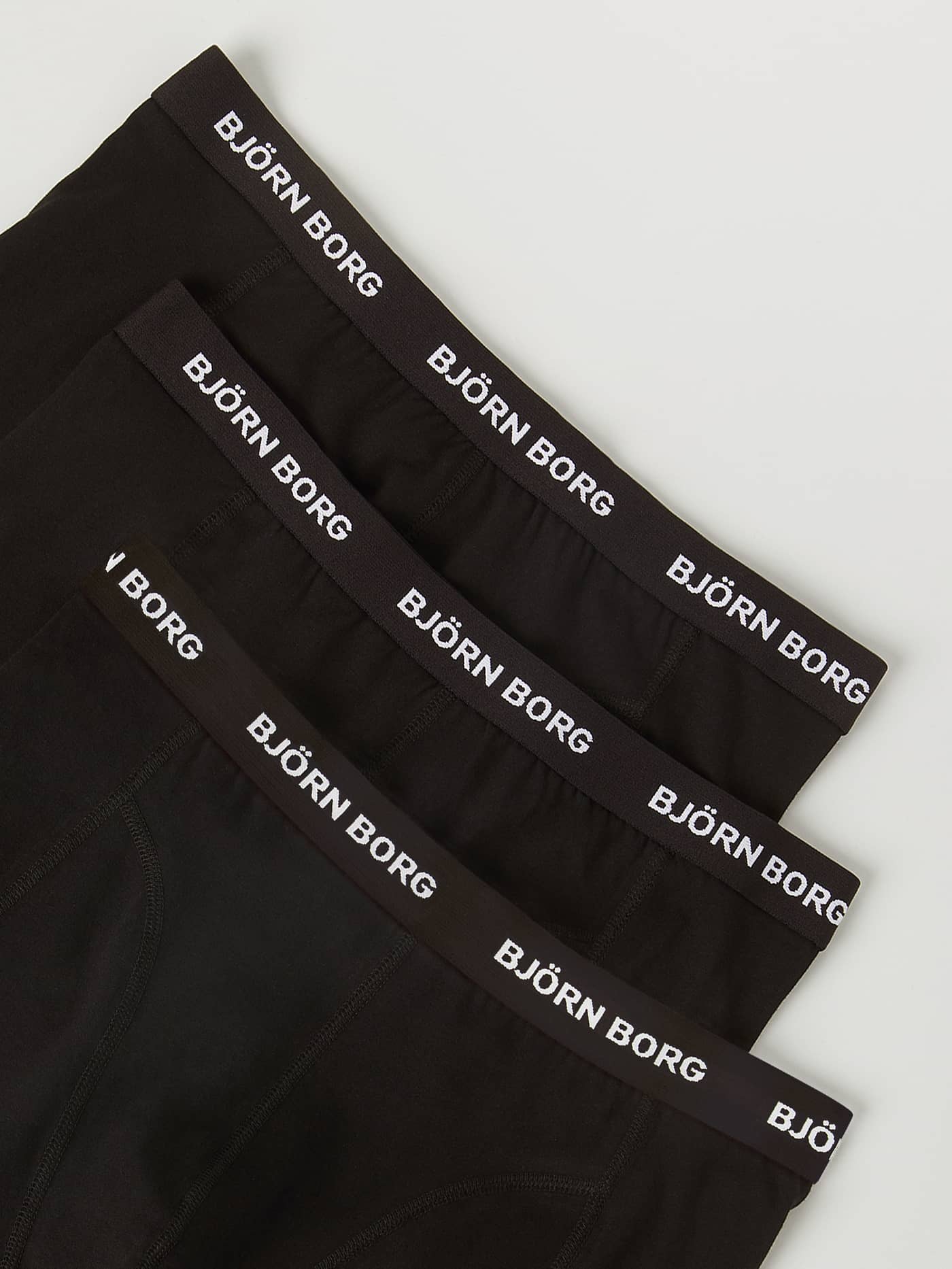 Cotton Stretch Boxers 3-pack noirs en coton doux avec logos blancs sur la ceinture élastique pour hommes. - Image 7