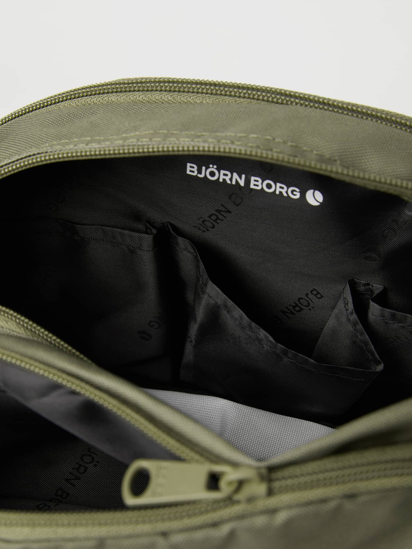 Björn Borg - Core Toilet Case Standing Aloe - Image 4