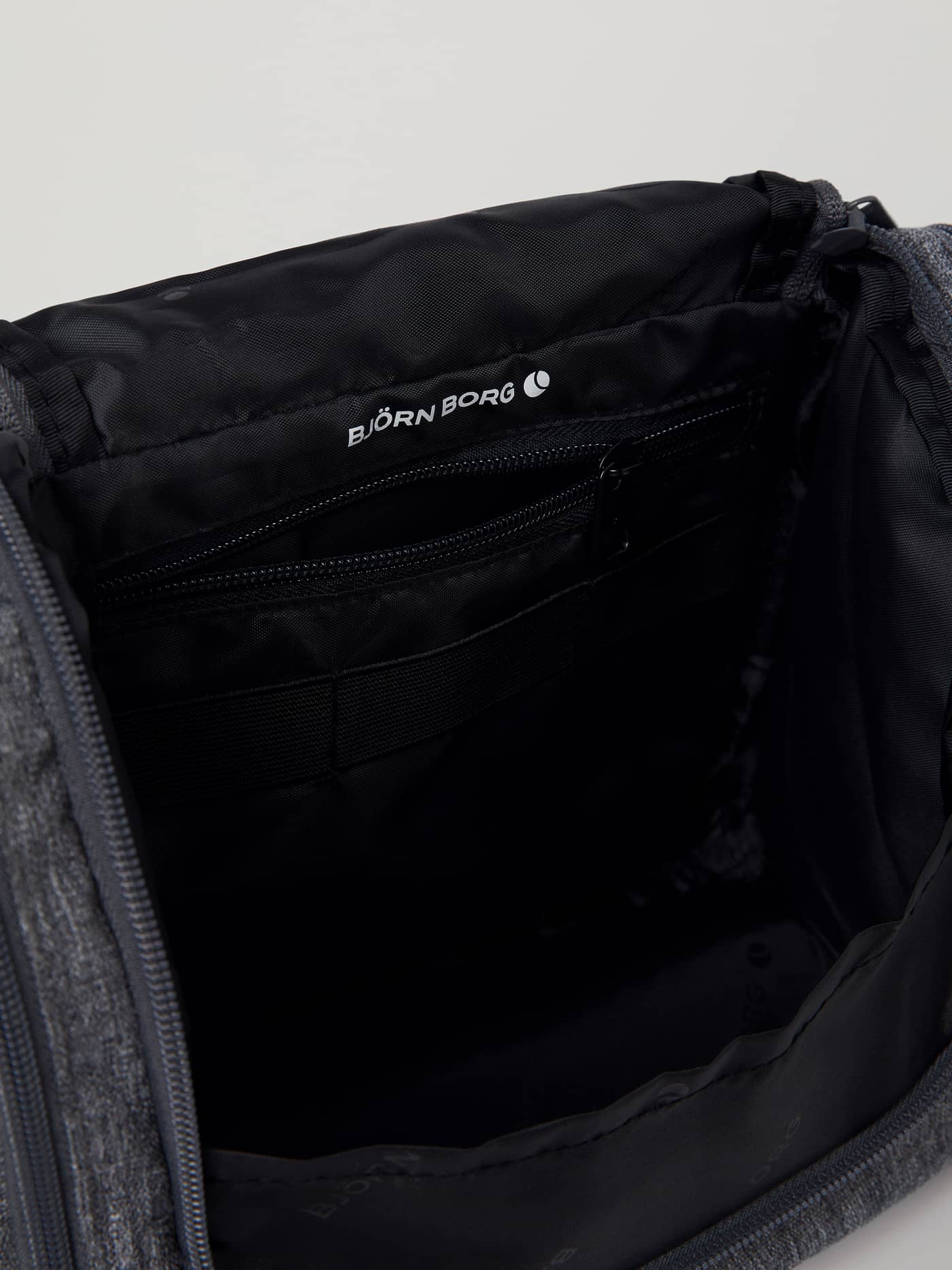 Björn Borg - Core Toilet Case Hanging Grey Women - Image 4