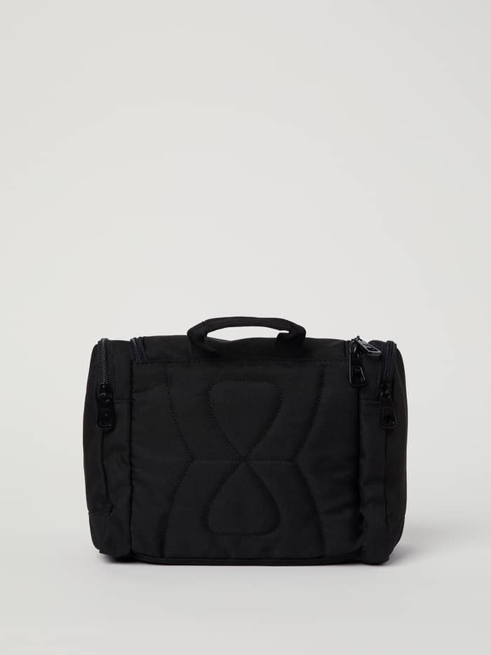 Björn Borg Core Toilet Case Hanging in Black Beauty (Zwart) van gerecycled polyester, vooraanzicht. - Image 2